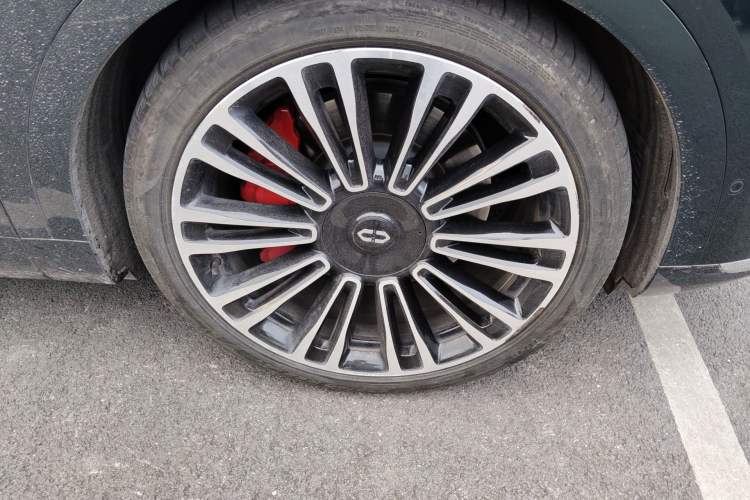 Used Hima AITO M9 2024 Range-Extended Ultra Version 42 kWh 6-Seater Model
