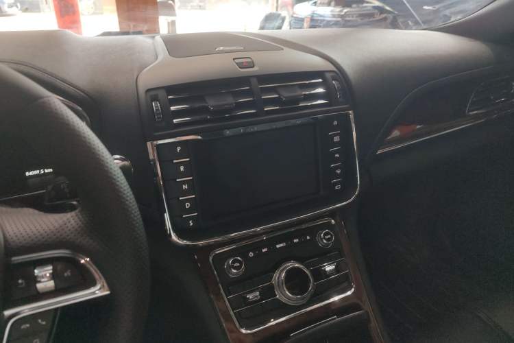 Used Lincoln Continental 2019 2.0T Two-Wheel Drive Prestige Version China VI Standard