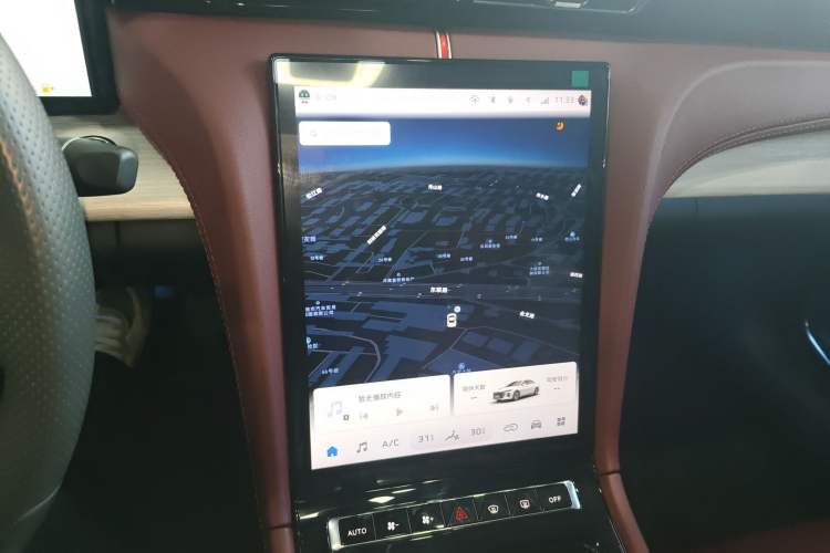 Used Hongqi H5 2025 2.0T Automatic Xuan Ying Edition
