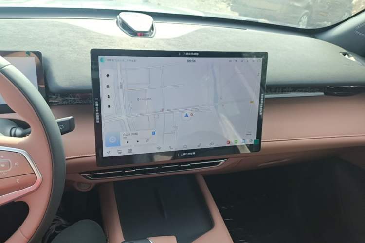 Used CHANGAN UNI-Z New Energy 2024 Blue Whale Smart Electric iDD 125km Excellence Model Audio And AC Panel