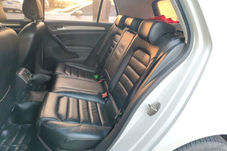 Used Volkswagen Golf 2015 1.4TSI Automatic Comfort Model
