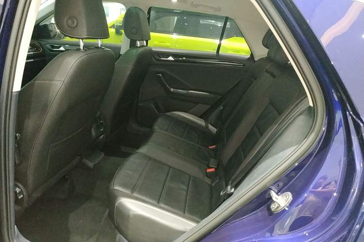 Used Volkswagen T-ROC 2018 280TSI DSG Two-Wheel-Drive Comfort Version China V Standard