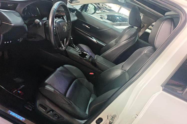 Used Toyota Venza 2023 2.0L CVT Two-Wheel Drive Prestige Version Left Front Seat