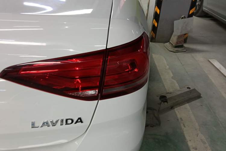 Used Volkswagen Lavida 2019 Lavida Start 1.5L Automatic Trendy Version China VI Standard Exterior 1