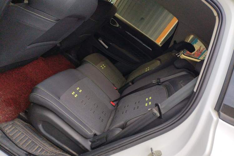 Used Baojun RM-5 2019 1.5L Manual Elite Edition with 24-hour Online Service 5 Seats