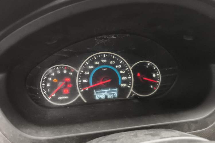 Used Wuling Rongguang V 2016 1.5L Standard Version Instrument Cluster