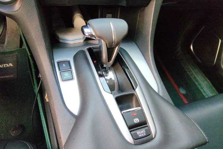 Used Honda Avancier 2019 240TURBO Two-Wheel Drive Elite Edition Gear Lever