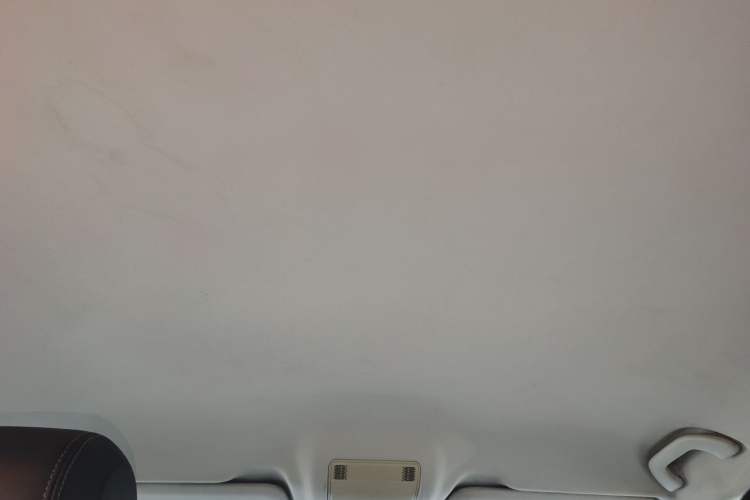 Used Qoros 5 2018 Revised Version 1.6T Automatic Leading Edition
