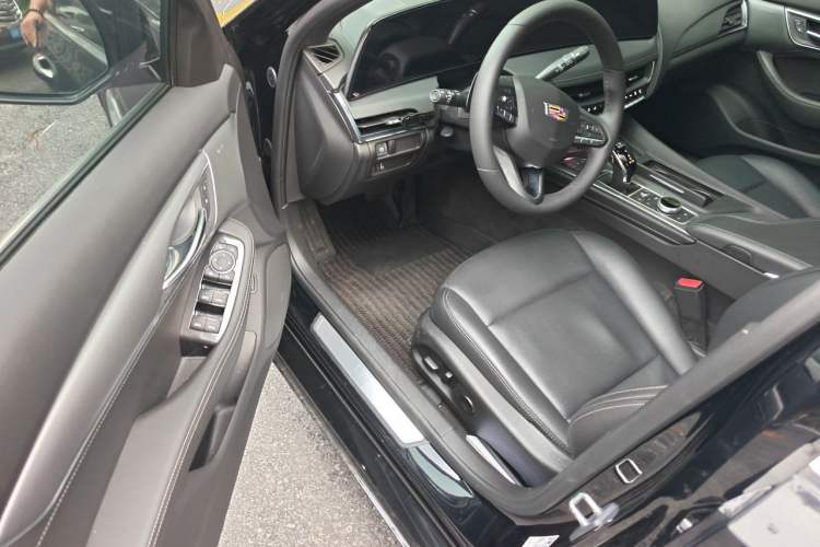 Used Cadillac CT5 2024 28T Luxury Pro Trim
