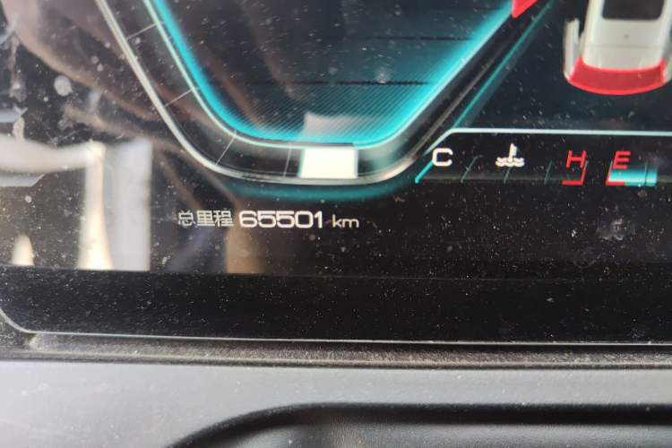 Used BYD Song Pro 2019 1.5T Automatic Elite Edition Odometer Close Up