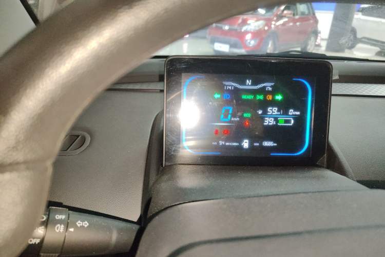 Used CHANGAN NEVO Lumin 2022 155 km – Refreshingly Sweet Edition