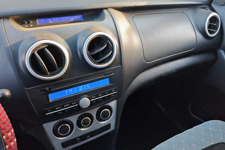 Used CHANGAN KAICHENG Ounuo S 2014 1.3L Happiness Model Audio And AC Panel