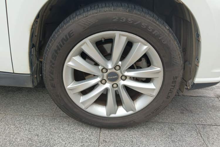 Used Haval H2 2016 Red-Label 1.5T Manual Two-Wheel Drive Luxury Model