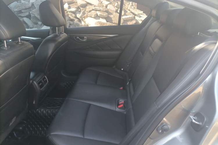 Used Infiniti Q50L 2018 2.0T Comfort Edition China VI Standard