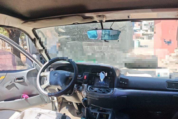 Used Jinbei Hiace 2014 2.0L Fifth-Generation Xiangyun Comfort Type 1 4G20C Headliner