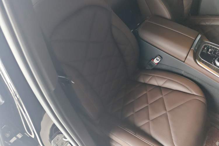 Used BMW X5 2022 Restyled xDrive 40Li M Sport Package Right Front Seat