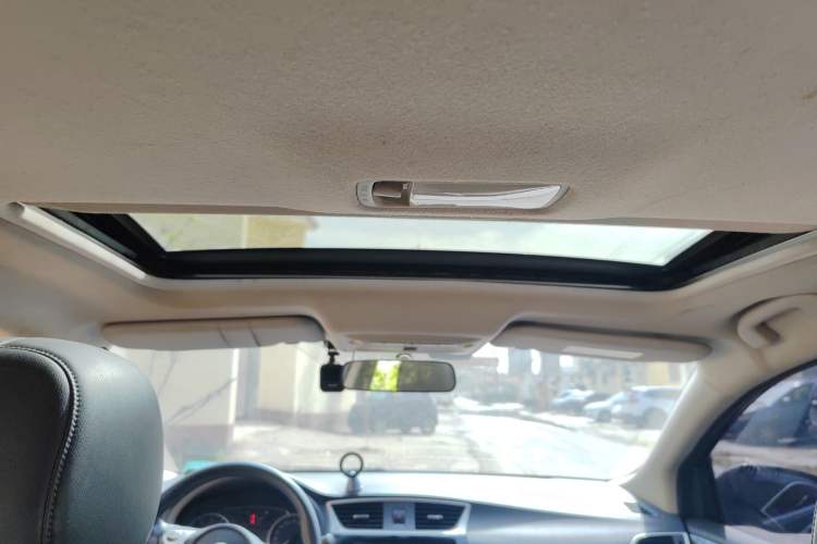 Used Nissan Sylphy 2016 1.6 XL Manual Luxury Edition