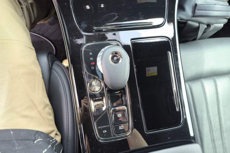 Used GAC Trumpchi M8 2023 Zongshi Series Dual-Motor YuZun Edition
