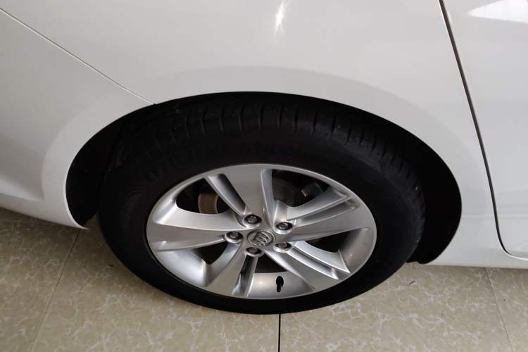 Used Buick Regal 2019 20T Elite Version China VI Standard Exterior 5