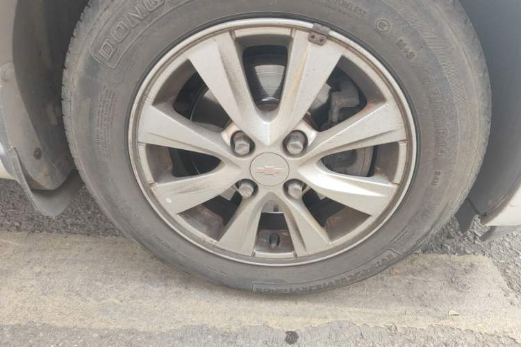 Used Chevrolet Sail 2015 Sail 3 1.5L Manual with Ideal Sunroof Edition