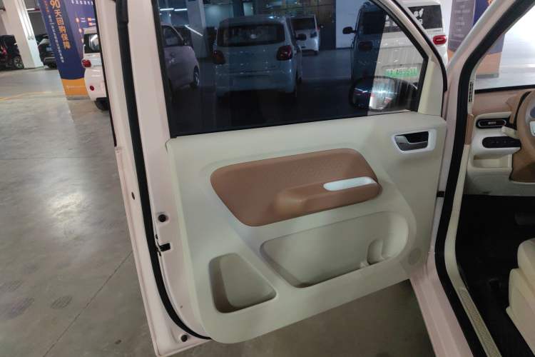 Used Wuling Hongguang MINIEV 2024 3rd Generation 215km Advanced Version