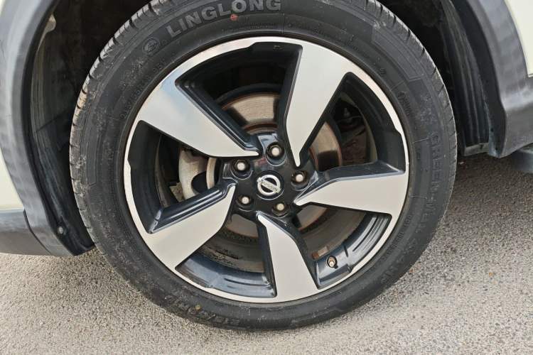 Used Nissan Qashqai 2016 2.0L CVT Flagship Edition Exterior 4