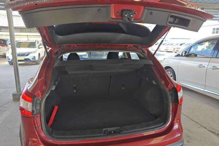 Used Nissan Qashqai 2016 2.0L CVT Elite Edition
