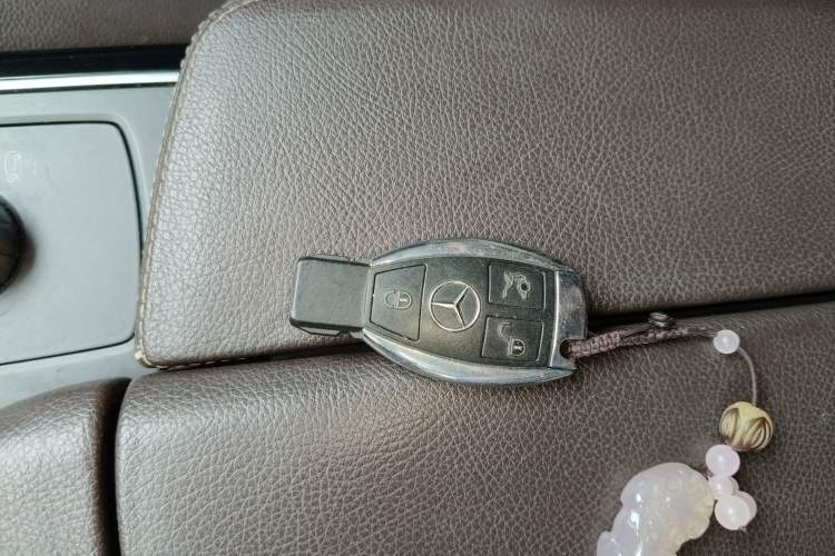 Used Mercedes-Benz GLE 2018 GLE 400 4MATIC Exclusive Edition Vehicle Key