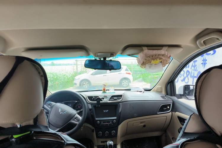 Used Wuling Hongguang 2016 1.5L S1 Deluxe Model China V-standard Headliner