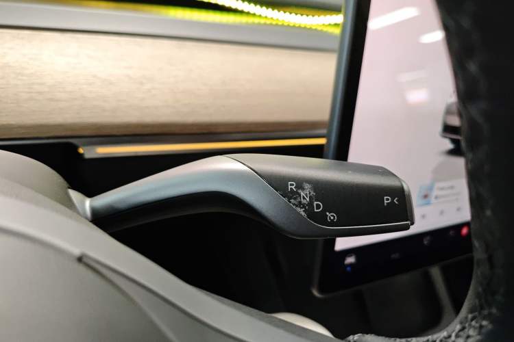 Used Tesla Model Y 2022 Rear-Wheel-Drive Version