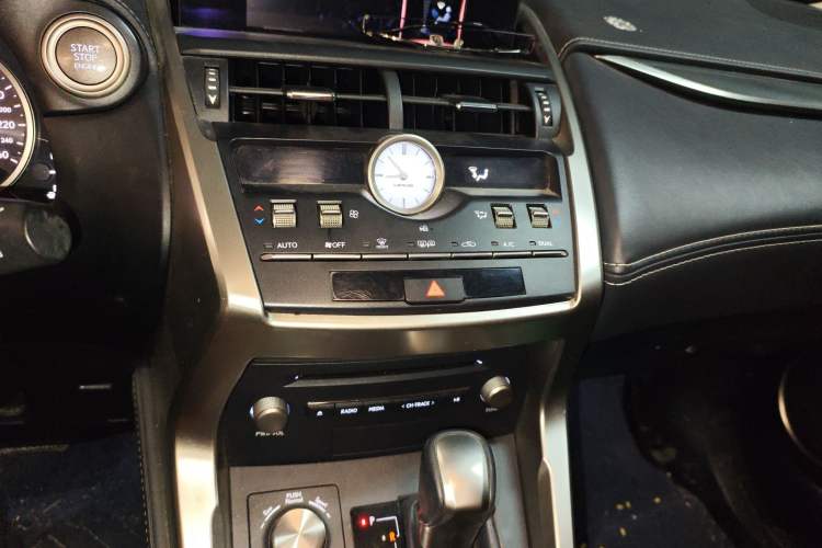 Used Lexus NX 2018 200 Front-Wheel-Drive X-Trail Version China V Standard