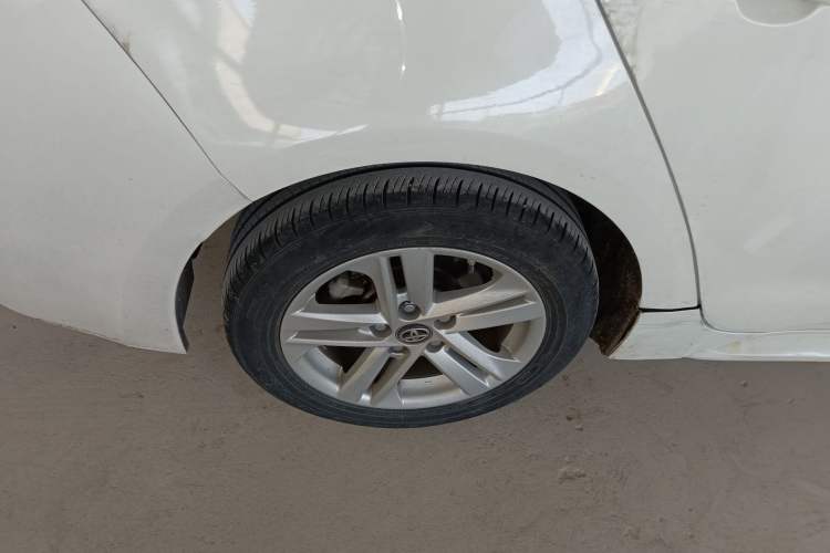 Used Toyota Levin 2019 Dual-Engine 1.8H E-CVT Luxury Edition China VI Standard Right Rear Wheel Hub