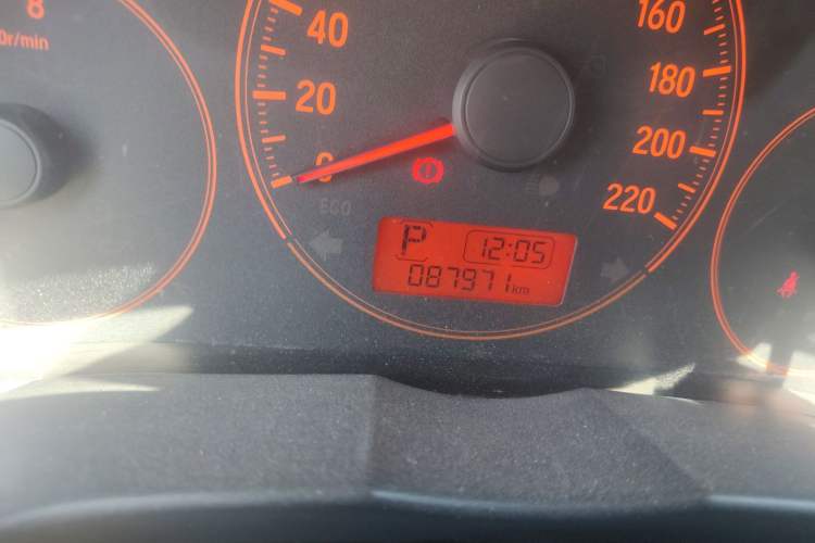 Used Honda Gienia 2017 1.5L CVT Classic Edition Odometer Close Up