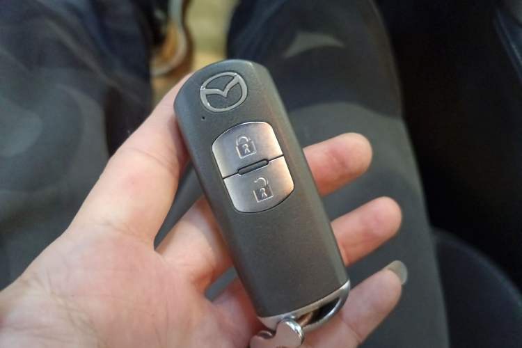 Used Mazda CX-4 2016 2.0L Automatic 2WD Blue Sky Dynamic Edition
