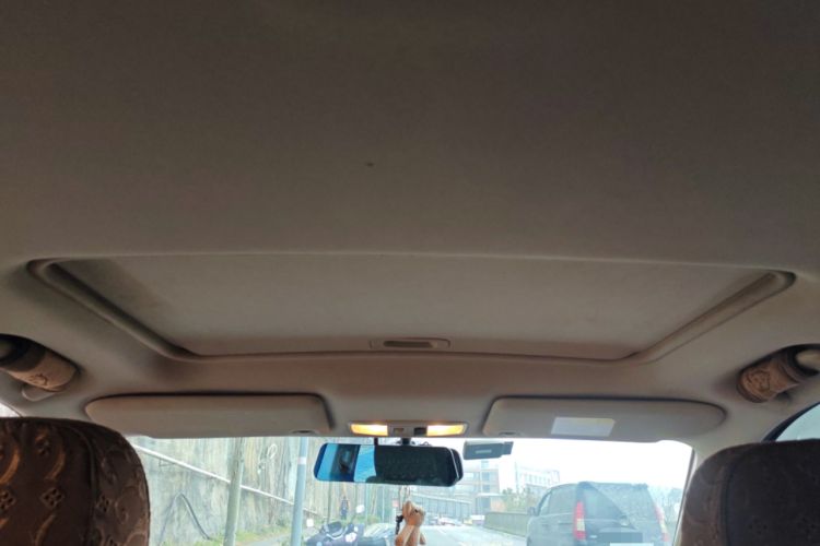 Used Mitsubishi Outlander 2018 2.0L Two-Wheel Drive Glory Edition 5 Seats Headliner