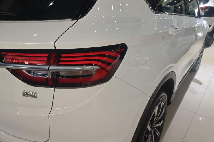 Used Geely Auto Coolray 2019 260T DCT Knight China VI Standard Exterior 3