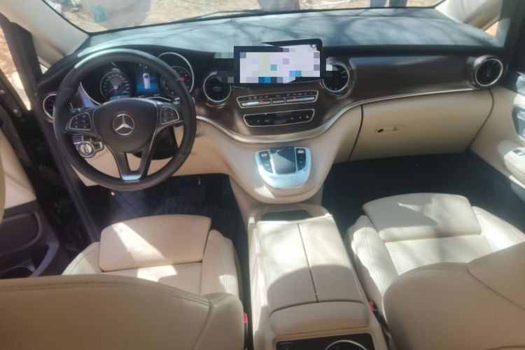 Used Mercedes-Benz V-Class 2022 V 260 Avantgarde Edition