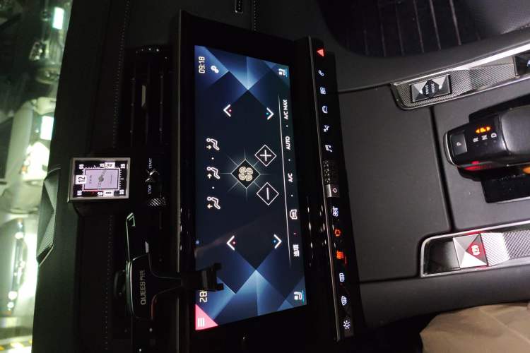 Used DS 7 2018 45THP Opera Edition Audio And AC Panel