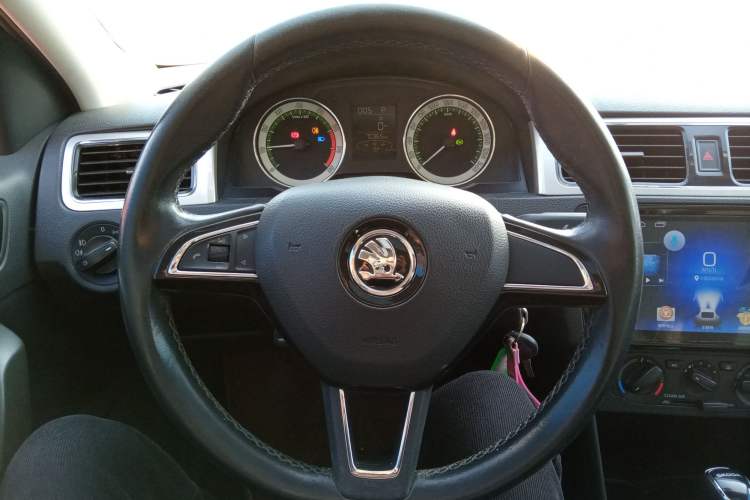 Used Skoda Rapid 2018 1.6L Automatic Comfort Edition
