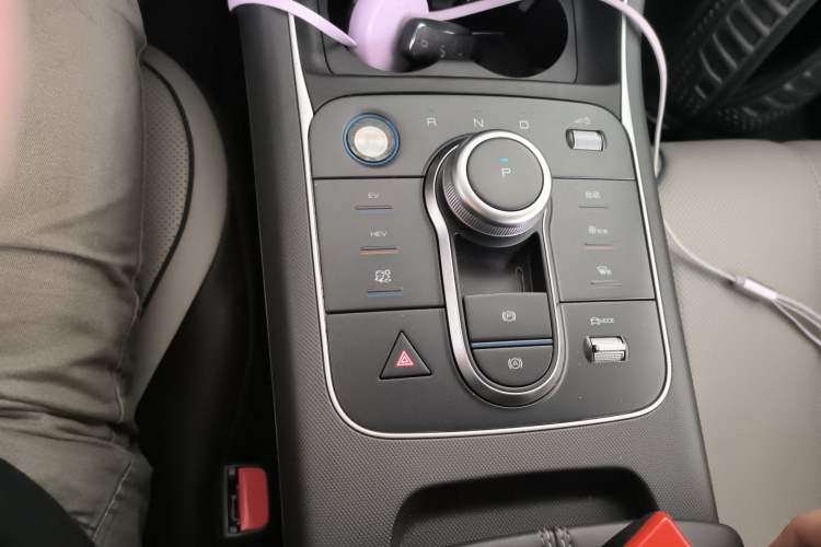 Used BYD Destroyer 05 2024 HONOR Edition DM-i 55KM Luxury Model
