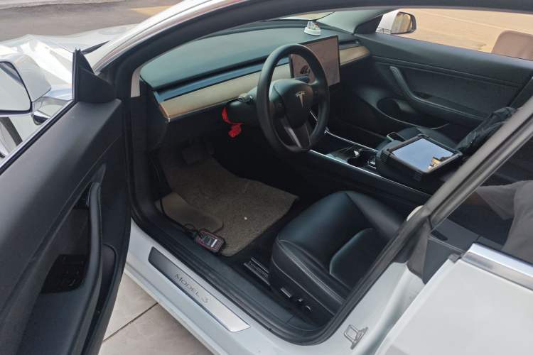 Used Tesla Model 3 2021 Revised Performance Version with All-Wheel Drive 3D1 Driver Seat