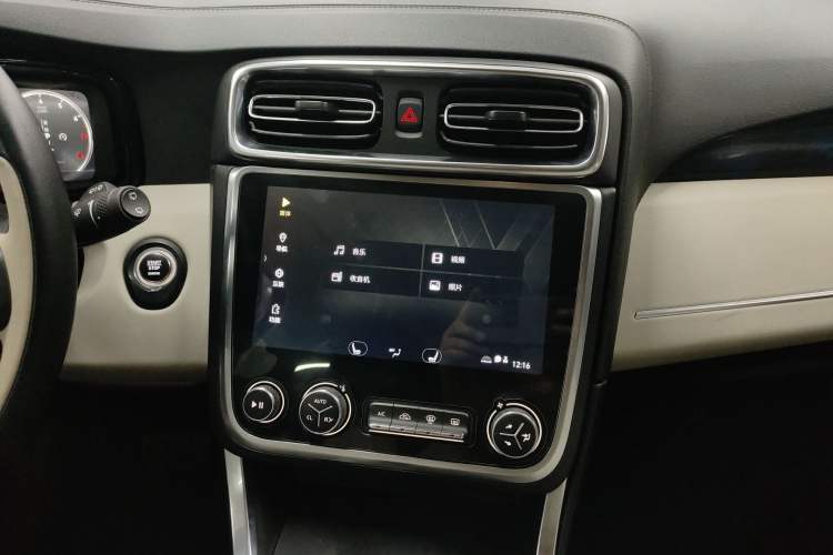 Used Lynk & Co 01 2017 2.0T Two-Wheel Drive Zhaopu Version