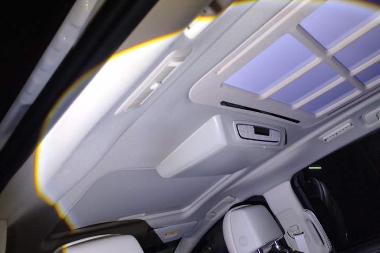 Used Buick GL8 2021 ES Landtrek 653T Comfort Edition