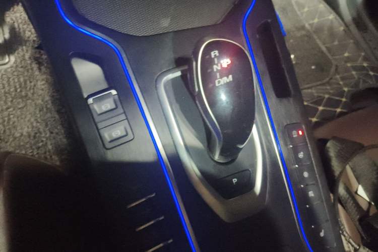 Used Wey VV7 2019 Upgraded Model 2.0T Ultra-Luxury Version China VI Standard
