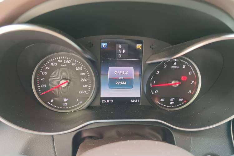 Used Mercedes-Benz GLC 2019 GLC 260 L 4MATIC Dynamic Model Instrument Cluster