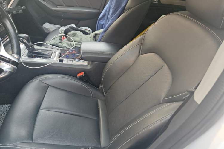 Used Roewe RX5 2016 20T Two-Wheel Drive Automatic Flagship Edition
