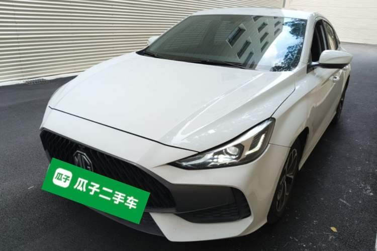 MG 5 2022 180 DVVT CVT Youth Luxury Edition usado