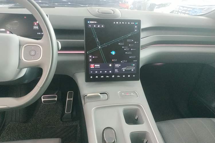 Used Nio ES8 2023 75 kWh Audio And AC Panel