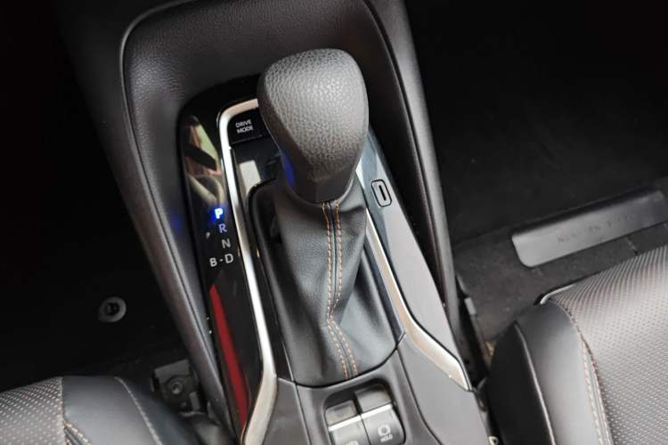 Used Toyota Levin 2023 Smart Electric Hybrid Dual-Engine 1.8L Luxury Edition