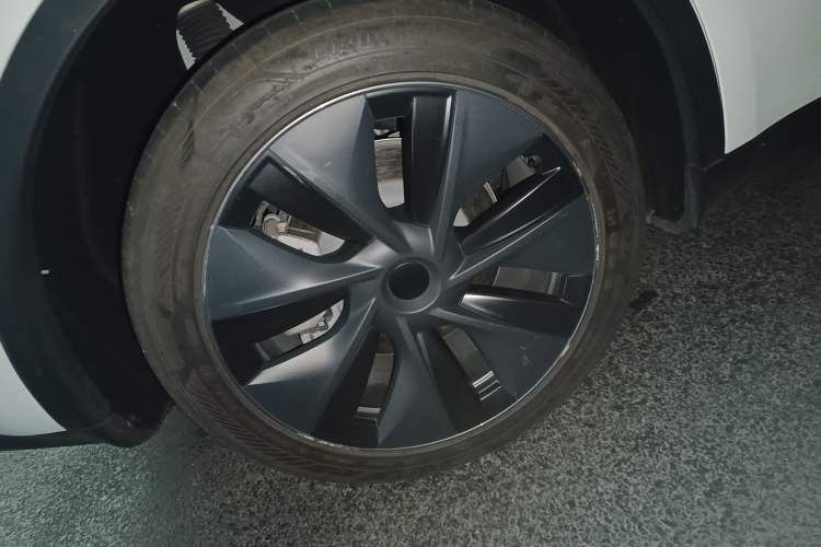 Used Tesla Model Y 2024 Rear-Wheel-Drive Version